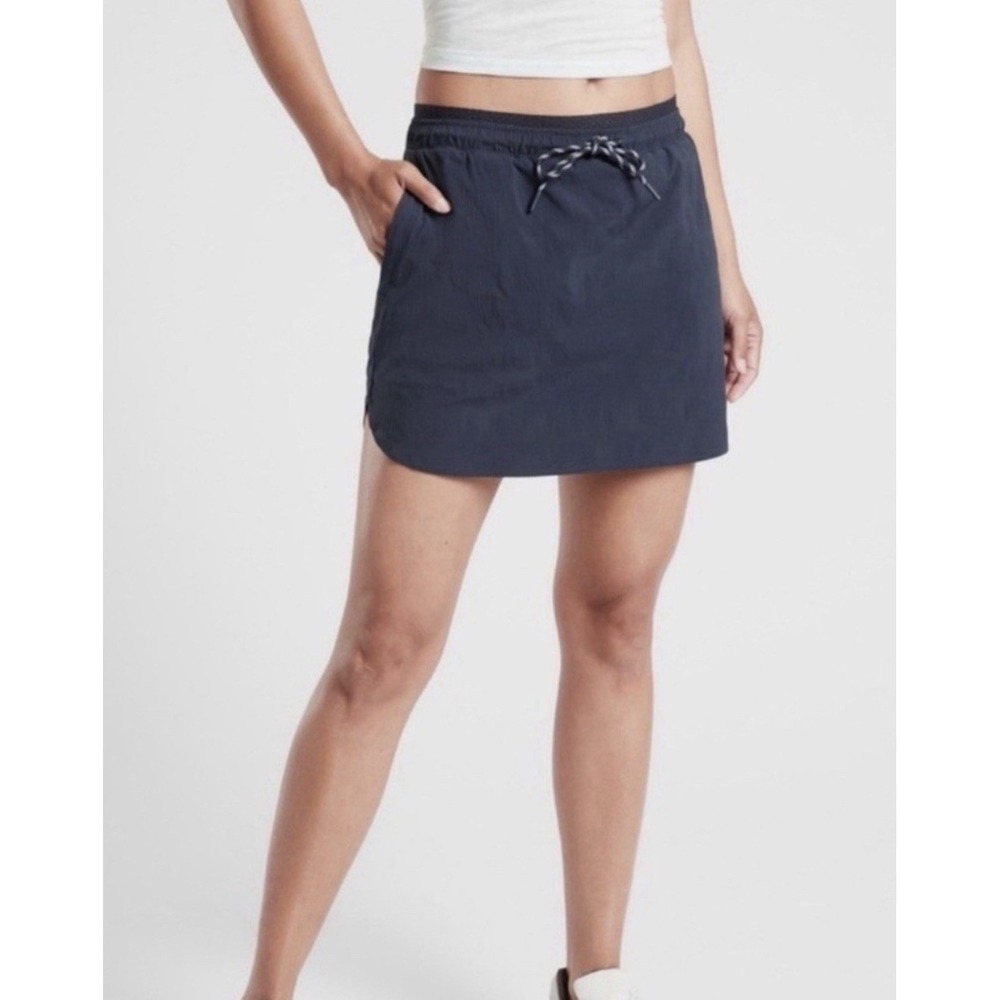 Athleta Navy Blue Crest Toe Waist Active Tennis Skort Skirt Size 8